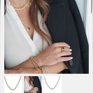 NWT Nikkie Designs Elsa Necklace Gold